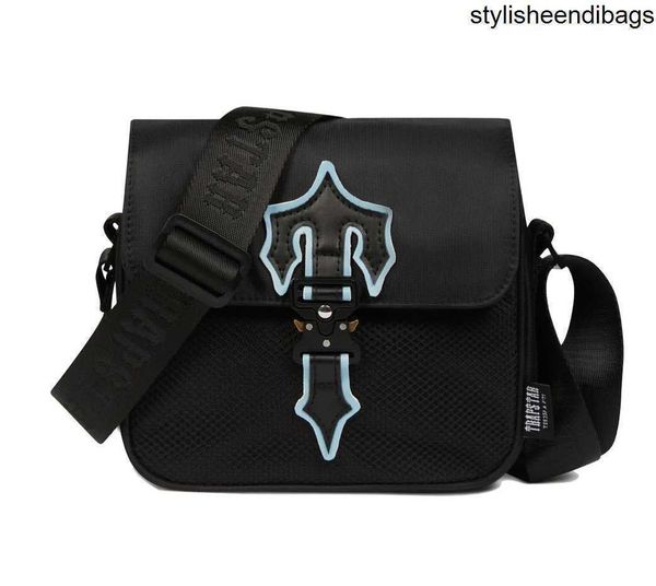 woman hip hop crossbody trapstar womens outdoor sports canvas nylon trapstars rapper messenger bags luxury tote handbag designer purse shoul
woman hip hop crossbody trapstar womens outdoor sports canvas nylon trapstars rapper messenger bags luxury tote handbag designer purse shoul