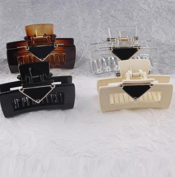 4 colors triangle clamps women girl letter claw clip fashion hair accessories for gift party 406683, Slivery;golden
4 colors triangle clamps women girl letter claw clip fashion hair accessories for gift party 406683, Slivery;golden