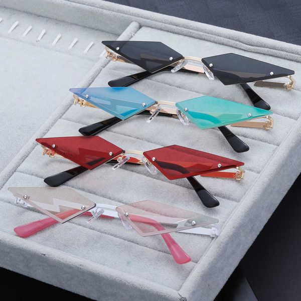 sunglasses 1pc fashion rimless sunglasses women men diamond shape true film sun glasses uv400 trending vintage streetwear narrow eyewear j23, White;black
sunglasses 1pc fashion rimless sunglasses women men diamond shape true film sun glasses uv400 trending vintage streetwear narrow eyewear j23, White;black