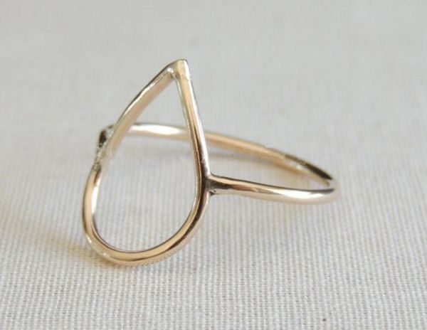 the latest elements fashion plain band ring water droplets contour ring for women whole7390066, Silver
the latest elements fashion plain band ring water droplets contour ring for women whole7390066, Silver