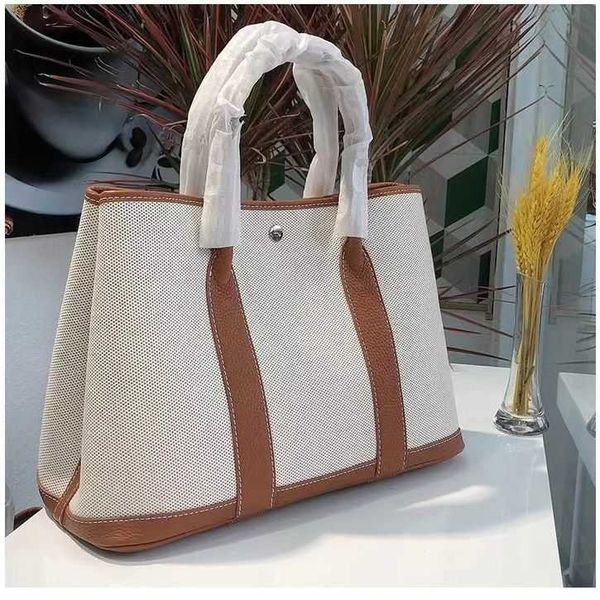 factory wholesale designer h ormes totes handbags 2023 new single shoulder oblique cross leather canvas versatile garden bag have logo
factory wholesale designer h ormes totes handbags 2023 new single shoulder oblique cross leather canvas versatile garden bag have logo