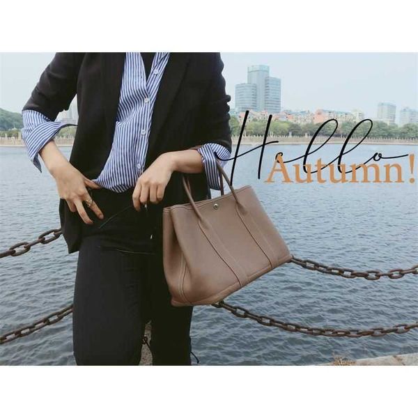 factory wholesale designer h ormes totes handbags women's bag advanced sense new garden 30 head layer cowhide commuter handbag computer
factory wholesale designer h ormes totes handbags women's bag advanced sense new garden 30 head layer cowhide commuter handbag computer