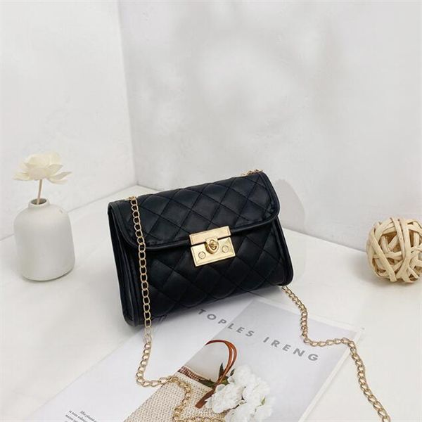 simple and fashionable children's handbag, metal chain shoulder bag, girl diamond plaid pu leather crossbody bag, Black
simple and fashionable children's handbag, metal chain shoulder bag, girl diamond plaid pu leather crossbody bag, Black