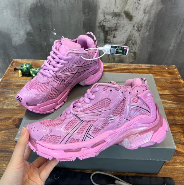 triple s 7.0 3xl runner sneaker shoes designer low-platform fashion outdoor sneakers size 36-46, Black
triple s 7.0 3xl runner sneaker shoes designer low-platform fashion outdoor sneakers size 36-46, Black