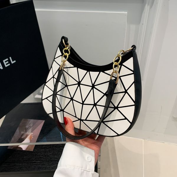 luxury shoulder bag women designer bag half moon tote cross body bag fashion handbags baguette zip hobo purse
luxury shoulder bag women designer bag half moon tote cross body bag fashion handbags baguette zip hobo purse
