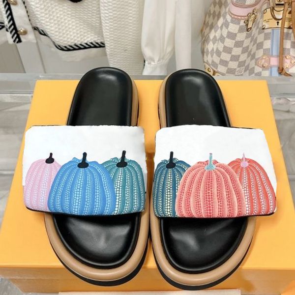 2023 designer women sandals summer beach sandal white grey brown deep fashion womens flat slipper size 35-40 luxury leather slippers outdoor, Black
2023 designer women sandals summer beach sandal white grey brown deep fashion womens flat slipper size 35-40 luxury leather slippers outdoor, Black