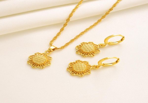 women pendant necklace chain earing fine solid 24k yellow gold jewellery2030859, Silver
women pendant necklace chain earing fine solid 24k yellow gold jewellery2030859, Silver