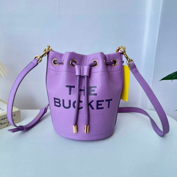 designer bag marc bucket bag crossbody bags womens genuine leather shoulder handbag women fashion all-match classic purses 19/19/23cm
designer bag marc bucket bag crossbody bags womens genuine leather shoulder handbag women fashion all-match classic purses 19/19/23cm