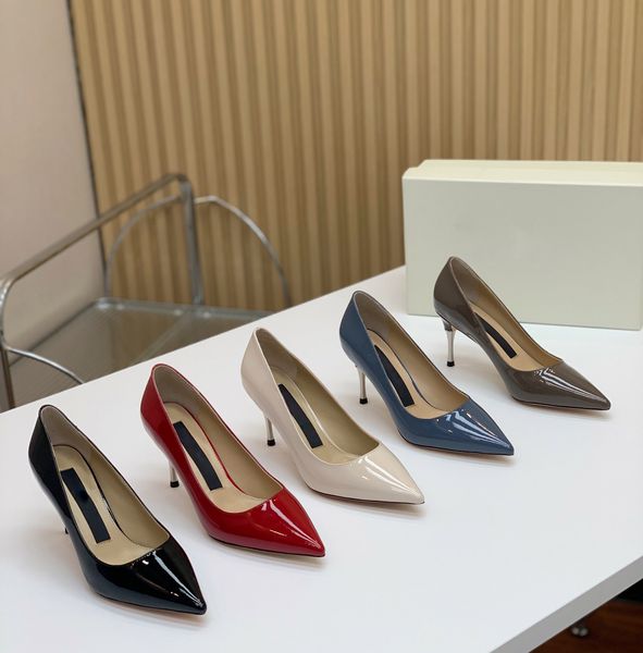 simple fashion high heels pointed leather shoes star style classic fashion metal heel comfortable shoes design platform designer factory sho, Black
simple fashion high heels pointed leather shoes star style classic fashion metal heel comfortable shoes design platform designer factory sho, Black