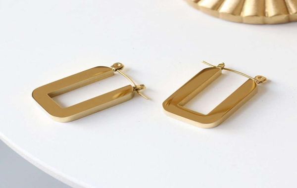 french modern retro thick heavy block ushape earring 18k gold plated titanium steel geometric hoopcc earrings channel earrings3380394, Golden
french modern retro thick heavy block ushape earring 18k gold plated titanium steel geometric hoopcc earrings channel earrings3380394, Golden