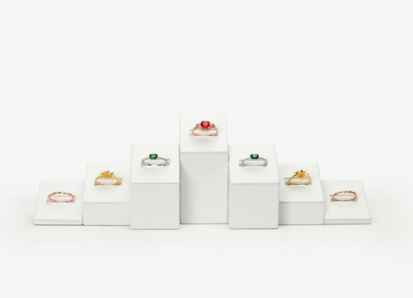 jewelry ring display stand white for boutique showcase jewellery displays rings exhibition holder inclined with slots6121933, Black
jewelry ring display stand white for boutique showcase jewellery displays rings exhibition holder inclined with slots6121933, Black