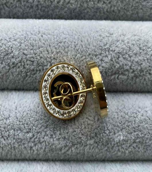 2021 never fade black women designer studs gold silver rose plated stainless steel earrings fashion mud drill drop oil hoop logo p9971401, Golden;silver
2021 never fade black women designer studs gold silver rose plated stainless steel earrings fashion mud drill drop oil hoop logo p9971401, Golden;silver