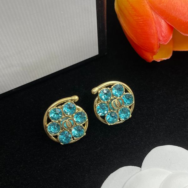 luxury charm gold plated designers brand earrings designer letter ear stud women geometric earring for wedding party accessories zircon vari, Golden
luxury charm gold plated designers brand earrings designer letter ear stud women geometric earring for wedding party accessories zircon vari, Golden