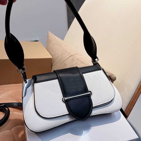 women prad 28cm sidonie bella crossbody bag two-tone messenger shoulder bags leather handbags purse fashion letters classic style lady clutc
women prad 28cm sidonie bella crossbody bag two-tone messenger shoulder bags leather handbags purse fashion letters classic style lady clutc