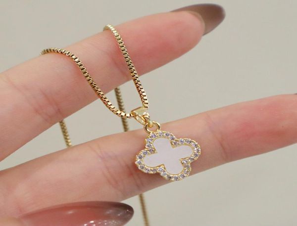 diamond studded titanium steel clover necklace womanly girl high sense doublesided shell clavicle chain live broadcast7934921, Silver
diamond studded titanium steel clover necklace womanly girl high sense doublesided shell clavicle chain live broadcast7934921, Silver