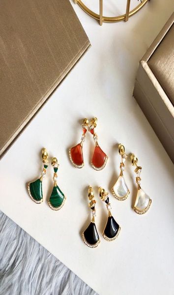 brand pure copper jewelry for women natural mother shell pearl fan earrings colorful stone party jewelry earrings2647214, Silver
brand pure copper jewelry for women natural mother shell pearl fan earrings colorful stone party jewelry earrings2647214, Silver