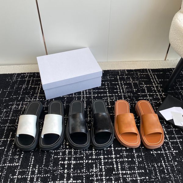 brand slippers with the highest quality retro cowhide thick sole and sandals for women wearing slippers, Black
brand slippers with the highest quality retro cowhide thick sole and sandals for women wearing slippers, Black