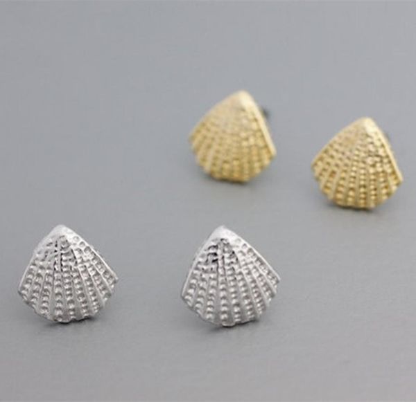 fashion classic seashell ear studs scallop studs earrings jewelry gold silver rose three color optional suitable for men and women9119308, Golden;silver
fashion classic seashell ear studs scallop studs earrings jewelry gold silver rose three color optional suitable for men and women9119308, Golden;silver