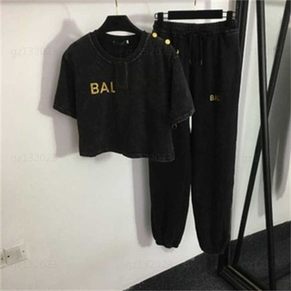 designer tracksuit womens two piece set b letter shoulder button gold letters round neck short sleeve tshirt casual pants women tracksuits, Gray
designer tracksuit womens two piece set b letter shoulder button gold letters round neck short sleeve tshirt casual pants women tracksuits, Gray