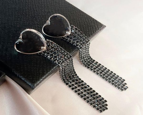 european and american love letter long dangle chandelier triangle tassel simple face thin earrings female fast deli8439639, Silver
european and american love letter long dangle chandelier triangle tassel simple face thin earrings female fast deli8439639, Silver