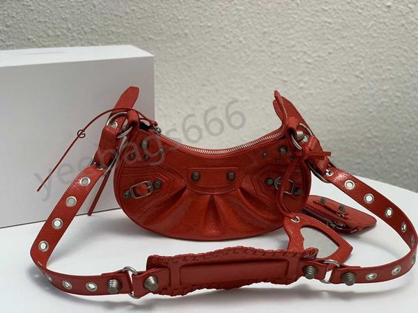 bags arrival evening women's le cagole small shoulder bag design pleated saddle cross body messenger with coin purse handbag
bags arrival evening women's le cagole small shoulder bag design pleated saddle cross body messenger with coin purse handbag