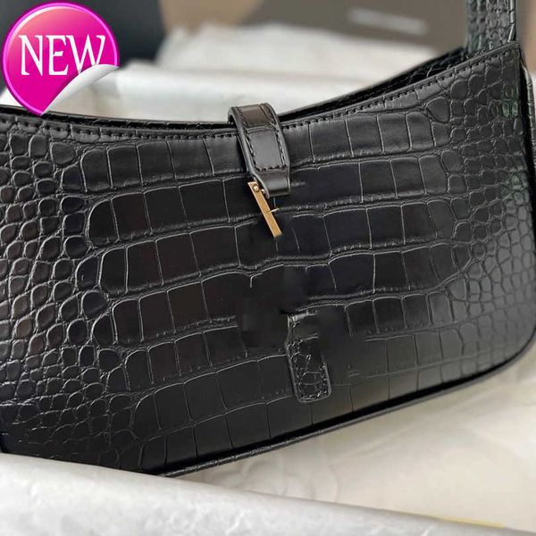 brand designer shoulders bag crossbody bags tote 2023 new with box under the arm most classic black cowhide woman's crescent bag factor
brand designer shoulders bag crossbody bags tote 2023 new with box under the arm most classic black cowhide woman's crescent bag factor