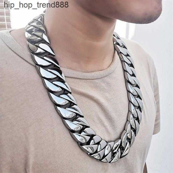 925 silver necklace 31mm chain overweight miami cuban necklace men's silver chain 16-36 inch rock rap jewelry
925 silver necklace 31mm chain overweight miami cuban necklace men's silver chain 16-36 inch rock rap jewelry