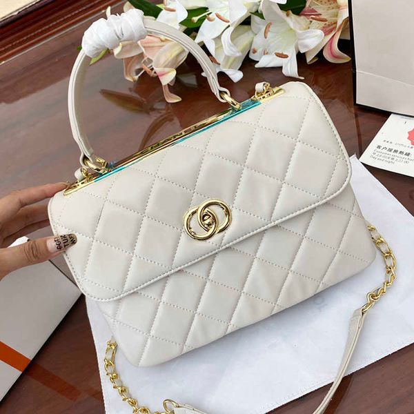 elegant exquisite retro designer bag crossbody white cf handle the tote bag wallet gold chain matel vintage lambskin plain daily shopping ba
elegant exquisite retro designer bag crossbody white cf handle the tote bag wallet gold chain matel vintage lambskin plain daily shopping ba