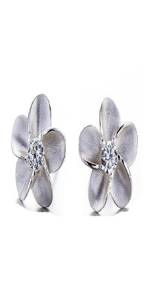lady 925 sterling silver cubic zircon sweet stylish stud earring luxury crystal jewelry whole1569462, Golden;silver
lady 925 sterling silver cubic zircon sweet stylish stud earring luxury crystal jewelry whole1569462, Golden;silver