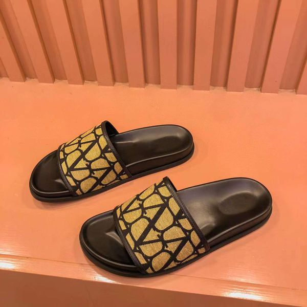 fashion men beach slippers sandals summer pool fun vltn flat slides italy perfect leather strap rubber platforms designer non-slip sliders n, Black
fashion men beach slippers sandals summer pool fun vltn flat slides italy perfect leather strap rubber platforms designer non-slip sliders n, Black
