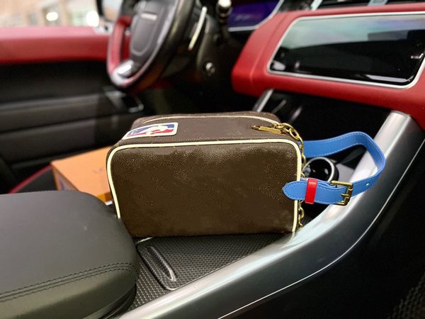 toiletry pouch wash bags dopp kit beach purse basketball cosmetic toilet women make up wallet travel kits fashion dopp kit clutch m45588 m21
toiletry pouch wash bags dopp kit beach purse basketball cosmetic toilet women make up wallet travel kits fashion dopp kit clutch m45588 m21