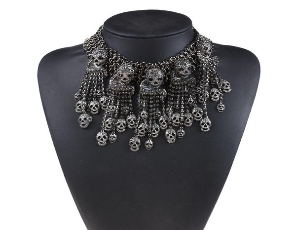 luxury crystal rhinestone skull tassel choker necklace women maxi chunky chains fringe statement large collar necklaces pendants1726288, Silver
luxury crystal rhinestone skull tassel choker necklace women maxi chunky chains fringe statement large collar necklaces pendants1726288, Silver