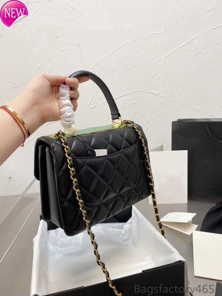 women's brand designer handbags shoulder bags tote 2023 new fashion classic texture sheepskin clamshell metal bracelet crossbody bag fa
women's brand designer handbags shoulder bags tote 2023 new fashion classic texture sheepskin clamshell metal bracelet crossbody bag fa