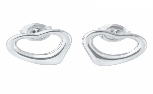 fashion hollow heart stud earring in silver gold rose color 10mm size brand jewelry style7925025, Golden;silver
fashion hollow heart stud earring in silver gold rose color 10mm size brand jewelry style7925025, Golden;silver