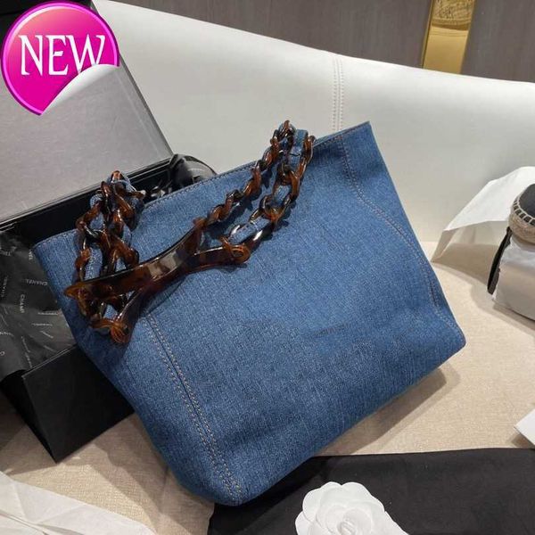 women's brand designer handbags shoulder bags tote new fashion texture denim crossbody bag multi-functional portable large capacity tot
women's brand designer handbags shoulder bags tote new fashion texture denim crossbody bag multi-functional portable large capacity tot
