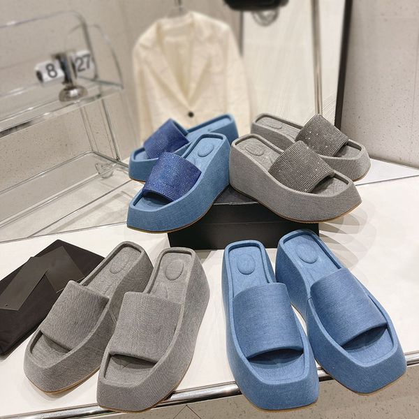 luxury women shoes platforms heel slippers designer outdoor platform sandals comfortable letter slide fashion sandal designers slides height, Black
luxury women shoes platforms heel slippers designer outdoor platform sandals comfortable letter slide fashion sandal designers slides height, Black