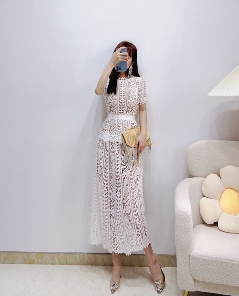 auths-elf portrait lace round neck short sleeve high waist slim fit white long dress, Black;gray
auths-elf portrait lace round neck short sleeve high waist slim fit white long dress, Black;gray