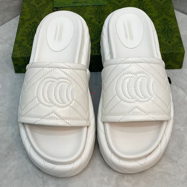 2023 fashion designer slippers comfort slipper women sandals shoes platform slides calfskin sandal fashion rubber bottom slides summer beach, Black
2023 fashion designer slippers comfort slipper women sandals shoes platform slides calfskin sandal fashion rubber bottom slides summer beach, Black