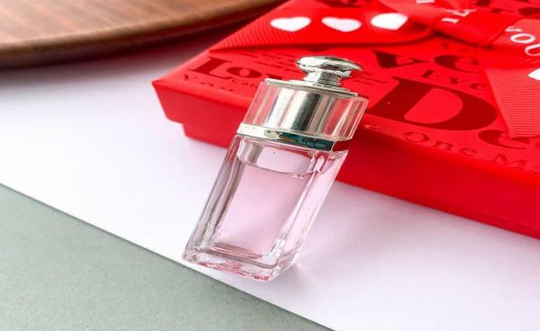 women perfume 4pcsset exquisite packaging spray bottle long lasting time amazing smell2544168
women perfume 4pcsset exquisite packaging spray bottle long lasting time amazing smell2544168