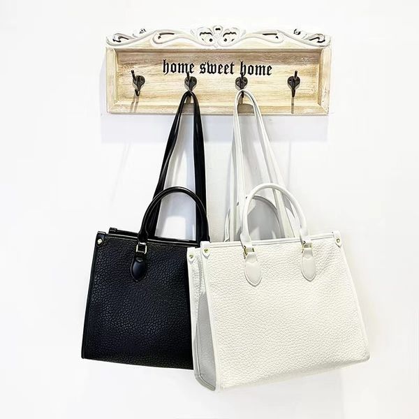 2023 spanish niche net red summer new fashion minimalist crocodile pattern tote bag shoulder large capacity women's bag
2023 spanish niche net red summer new fashion minimalist crocodile pattern tote bag shoulder large capacity women's bag