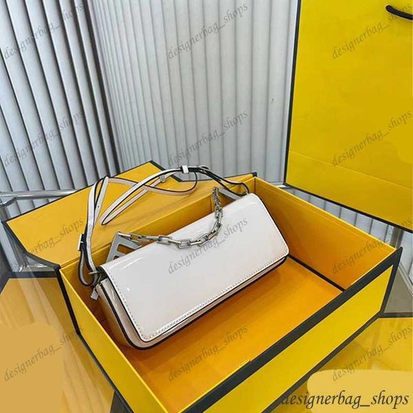 summer 2023 new handbag made of polished leather crossbody bag decorated with vintage silver-finish metal pieces it can be held in the hand
summer 2023 new handbag made of polished leather crossbody bag decorated with vintage silver-finish metal pieces it can be held in the hand