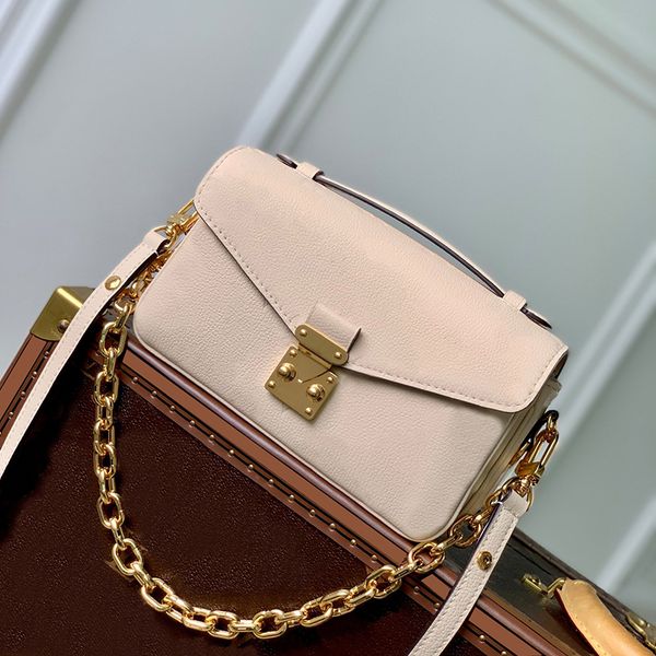 designer flap bag caviar calfskin chain bag 21.5cm luxury crossbody bag high imitation shoulder handbag with box zl240
designer flap bag caviar calfskin chain bag 21.5cm luxury crossbody bag high imitation shoulder handbag with box zl240