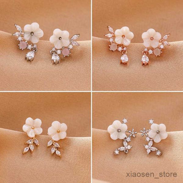 stud new exquisite shell flower water drop earrings fashion temperament small versatile earrings women's jewelry r230628, Golden;silver
stud new exquisite shell flower water drop earrings fashion temperament small versatile earrings women's jewelry r230628, Golden;silver