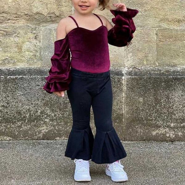 t-shirts 0-5years cute girls t-shirt and trousers suit fashion solid color suspender long sleeve and trumpet pants x0628, Blue
t-shirts 0-5years cute girls t-shirt and trousers suit fashion solid color suspender long sleeve and trumpet pants x0628, Blue