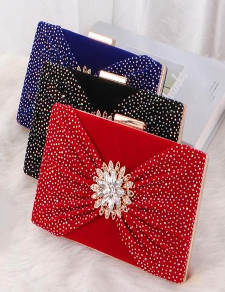 retro dinner bag female ladies diamond banquet handbag bridesmaid evening dress chain shoulder messenger bags6478177, Black
retro dinner bag female ladies diamond banquet handbag bridesmaid evening dress chain shoulder messenger bags6478177, Black