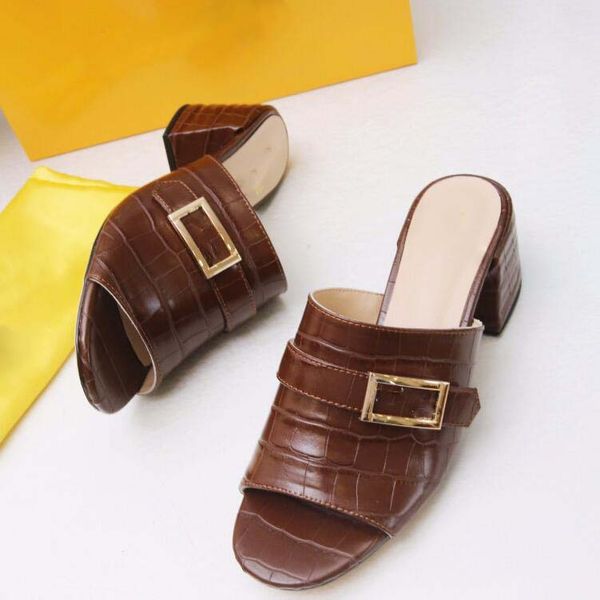 classic luxury women sandals slippers slide summer designer luxury leather rubber flip flops shoe outdoor beach shoes heatshoes, Black
classic luxury women sandals slippers slide summer designer luxury leather rubber flip flops shoe outdoor beach shoes heatshoes, Black