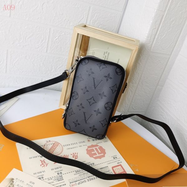 

Hot Designer bags 11x19x3.5 CM Shoulder Crossbody handbags tote women messenger wallet Satchels Luxury clutch coin purse men handbag M695349 mini Mobile phone bag, Heart-shaped