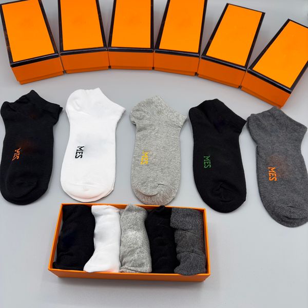 fashion quick dry socks with box cotton elastic stockings hosiery men women sport sock soft touch non slip sock, Black
fashion quick dry socks with box cotton elastic stockings hosiery men women sport sock soft touch non slip sock, Black