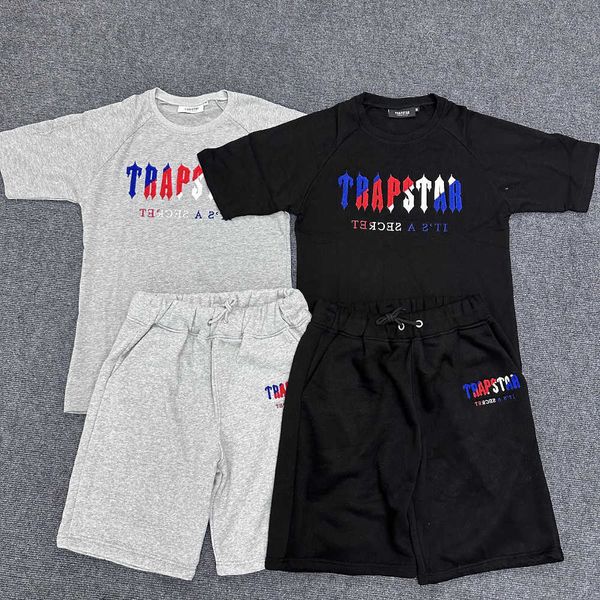embroidery trapstar t shirts set red blue white short sleeve men women summer outfit shorts suit, Black;brown
embroidery trapstar t shirts set red blue white short sleeve men women summer outfit shorts suit, Black;brown