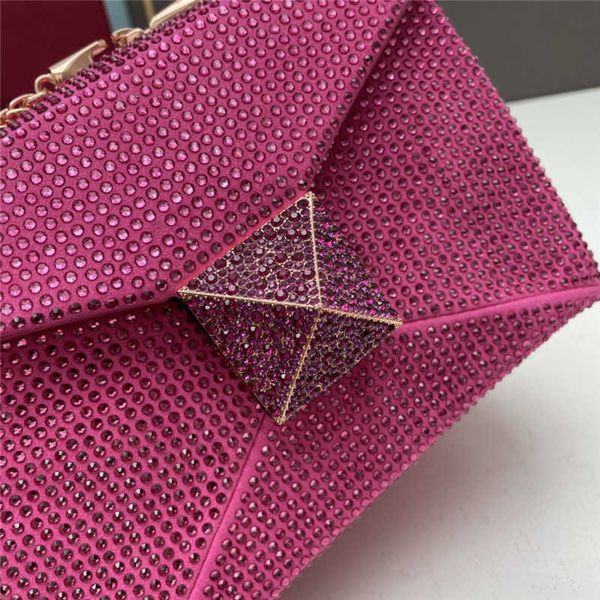 women valenti designer one stud bag igoh luxury bust down tote bags fashionable diamond inlaid crystal chain handbag rivet flap leather shou
women valenti designer one stud bag igoh luxury bust down tote bags fashionable diamond inlaid crystal chain handbag rivet flap leather shou